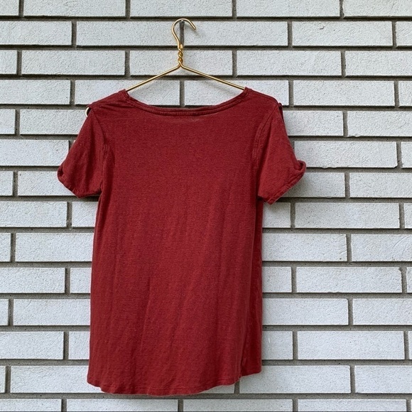 Athleta Rust Red Zephyr Asymmetrical Linen Knot Twist T-Shirt - Picture 8 of 10
